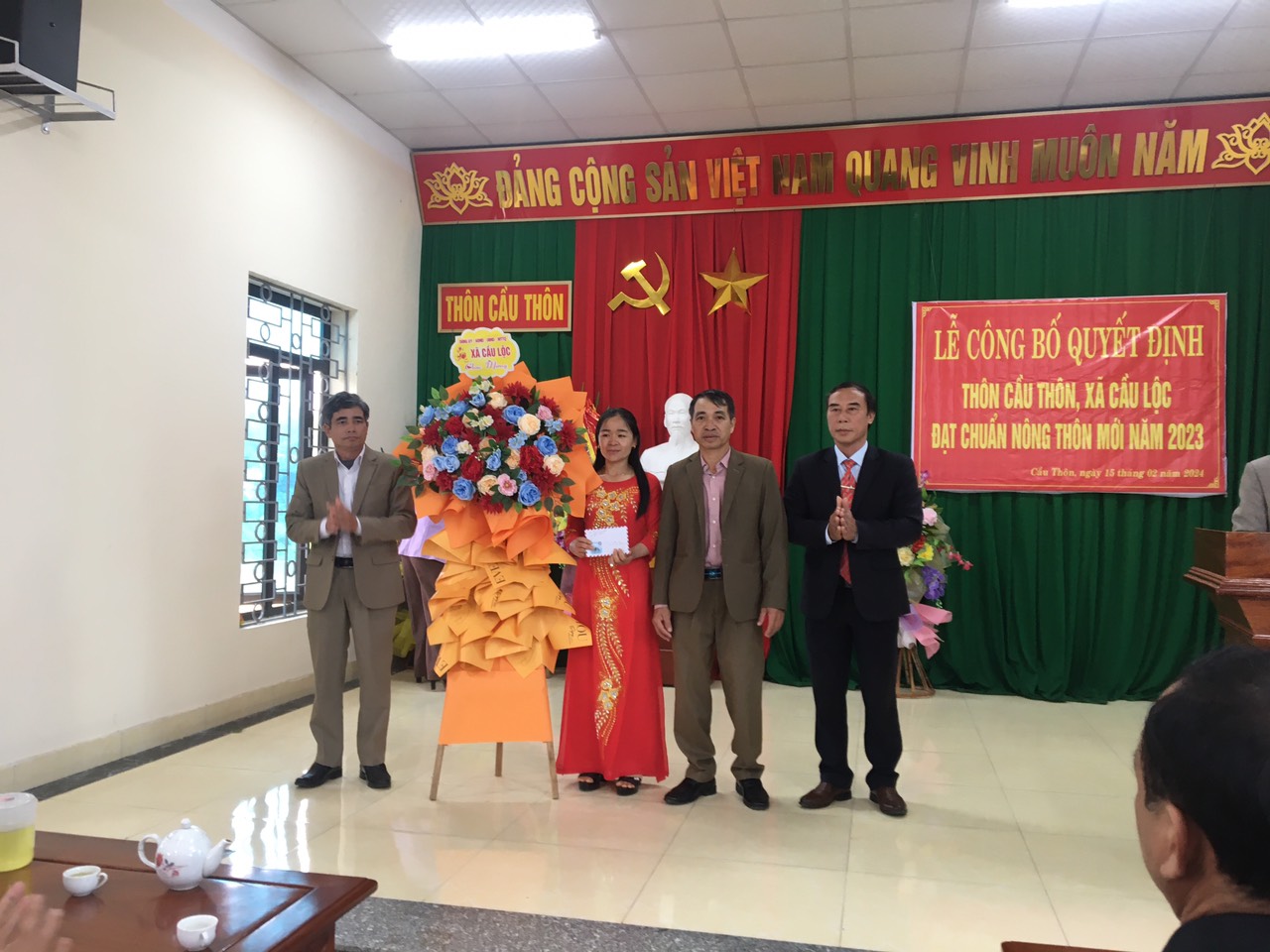 Thôn Cầu Thôn, xã Cầu Lộc, huyện Hậu Lộc tổ chức Lễ công bố thôn đạt chuẩn nông thôn mới năm 2023